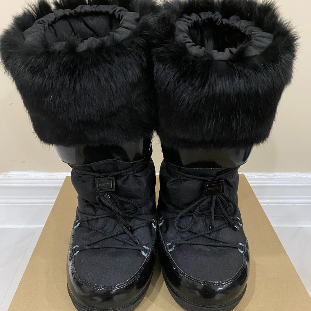Burberry Fur Moon Boots